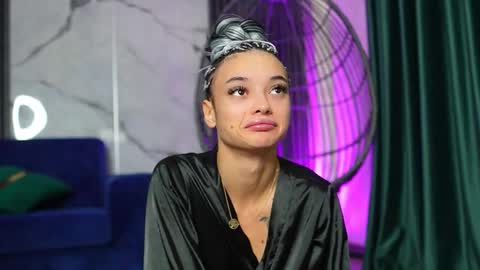 Ann online show from 11/02/25, 05:21