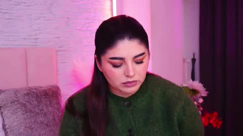 RachelSwaan online show from 02/18/26, 07:48