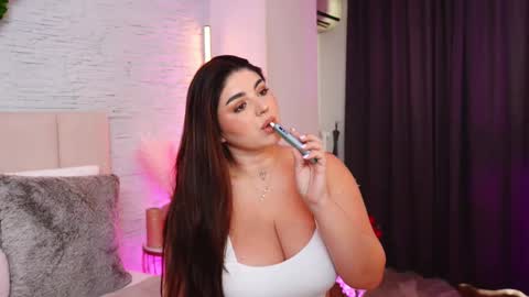 RachelSwaan online show from 02/19/26, 07:48