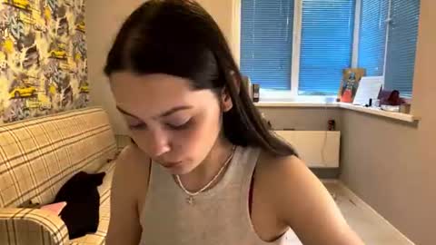 Snapshot of racquelcaffarel chatting on 07/06/26, 03:03 Elizabeth online show from 07/06/26, 03:03