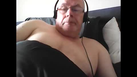 Snapshot of rader50 chatting on 03/14/26, 09:59 rader50 online show from 03/14/26, 09:59