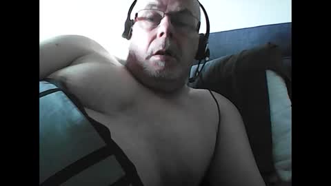 Snapshot of rader50 chatting on 03/21/26, 07:57 rader50 online show from 03/21/26, 07:57