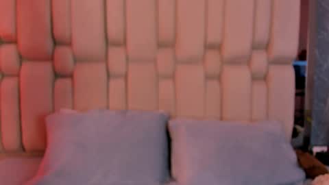 Radiant Naomi online show from 04/15/26, 11:17