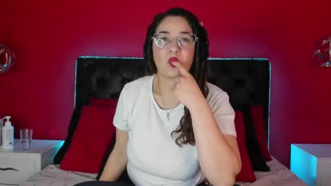 radiant_sapphire online show from 12/09/24, 02:17