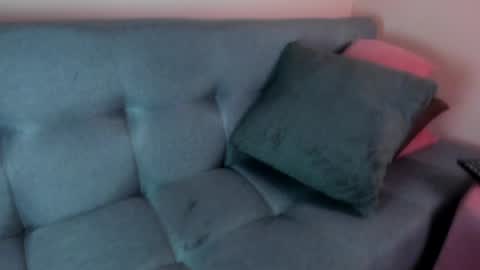 radiant_sapphire online show from 12/20/24, 06:19