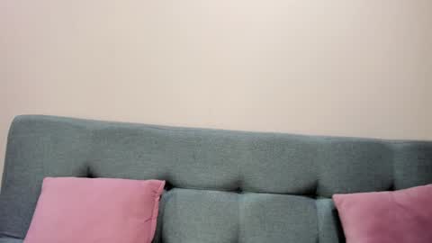 radiant_sapphire online show from 01/18/25, 02:36