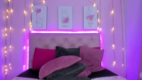 radiant_sapphire online show from 02/01/25, 09:54