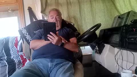 Radioman for fun online show from 04/27/26, 02:26
