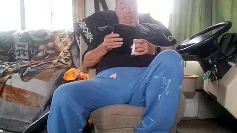 Radioman for fun online show from 04/29/26, 04:33