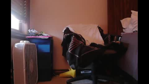 Lauren online show from 01/02/25, 02:46