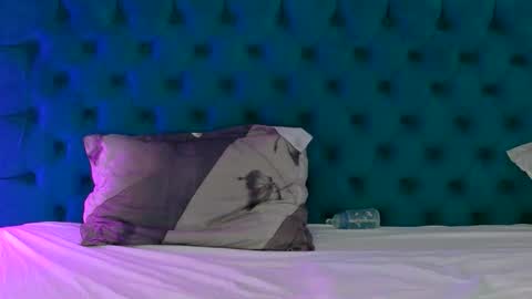 sweet peach online show from 03/24/26, 06:18