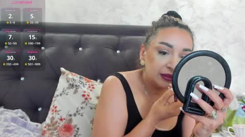 raelledarkstar online show from 05/22/26, 07:48