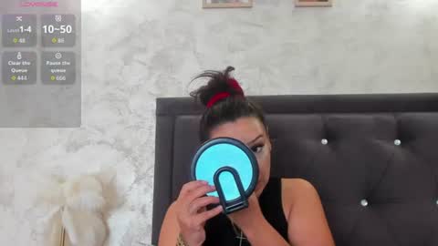 raelledarkstar online show from 06/15/26, 07:21