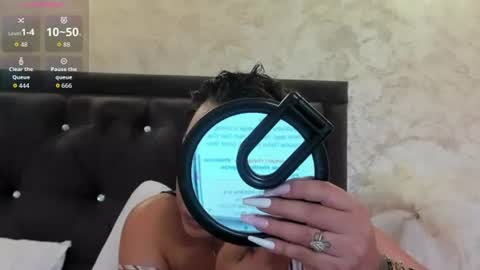 raelledarkstar online show from 06/27/26, 09:36
