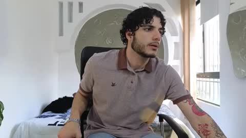 R A F A E L online show from 11/01/25, 07:27