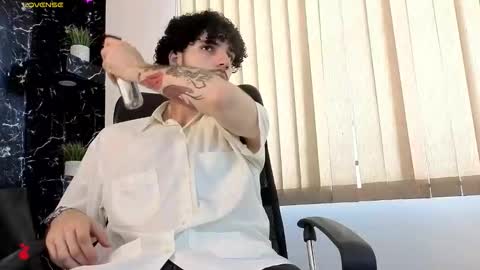 R A F A E L online show from 02/28/26, 07:04