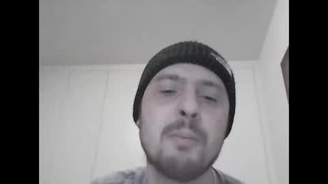 Snapshot of raffapelle49 chatting on 02/20/26, 02:28 raffapelle49 online show from 02/20/26, 02:28