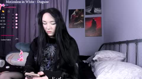 Snapshot of rageins chatting on 02/08/26, 07:45 Janna online show from 02/08/26, 07:45