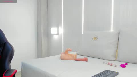 railey_rosse online show from 03/04/25, 10:49