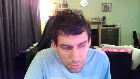 Snapshot of raimondo32 chatting on 12/02/24, 06:21 Raimondo te Paste online show from 12/02/24, 06:21