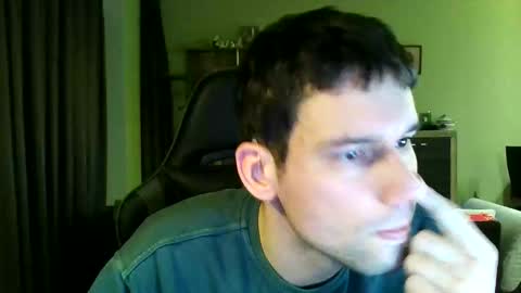 Snapshot of raimondo32 chatting on 01/02/25, 04:46 Raimondo te Paste online show from 01/02/25, 04:46