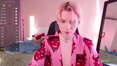 Snapshot of rainbow__salt chatting on 01/22/25, 10:50 Mike online show from 01/22/25, 10:50