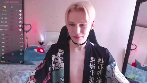 Snapshot of rainbow__salt chatting on 02/09/25, 09:47 Mike online show from 02/09/25, 09:47