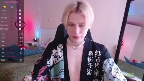 Snapshot of rainbow__salt chatting on 03/12/25, 10:37 Mike online show from 03/12/25, 10:37