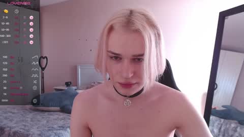 Snapshot of rainbow__salt chatting on 05/18/26, 10:32 Mike online show from 05/18/26, 10:32