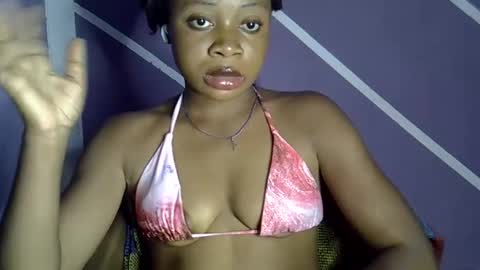 Snapshot of rainbow_baby26 chatting on 11/21/25, 07:12 rainbow baby26 online show from 11/21/25, 07:12