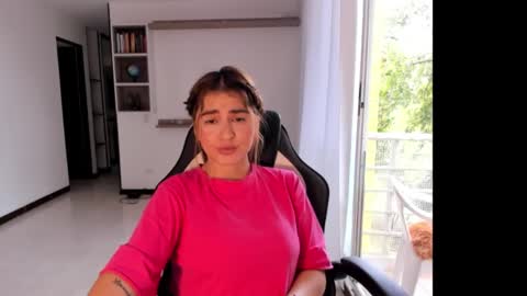 Jennyindependent model . online show from 09/24/25, 07:06