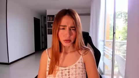 Jennyindependent model . online show from 04/05/26, 06:27