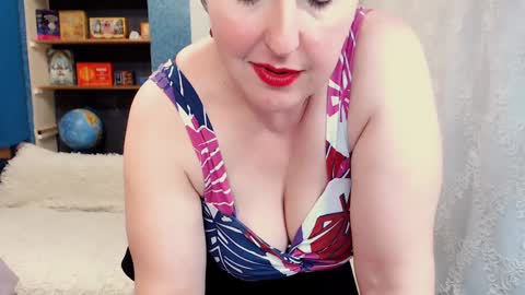 Snapshot of rainbowladyy chatting on 12/03/24, 03:11 rainbowladyy online show from 12/03/24, 03:11