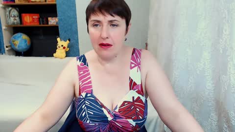 Snapshot of rainbowladyy chatting on 12/07/24, 02:13 rainbowladyy online show from 12/07/24, 02:13