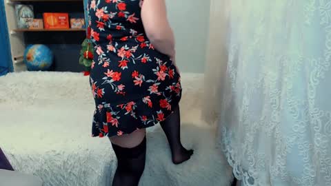 Snapshot of rainbowladyy chatting on 01/01/25, 03:02 rainbowladyy online show from 01/01/25, 03:02