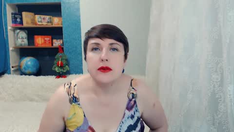 Snapshot of rainbowladyy chatting on 01/04/25, 12:49 rainbowladyy online show from 01/04/25, 12:49