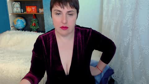 Snapshot of rainbowladyy chatting on 01/15/25, 10:49 rainbowladyy online show from 01/15/25, 10:49