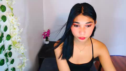 raindrizzle1706 online show from 11/22/25, 05:28