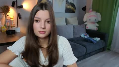 rainevi online show from 04/05/26, 12:02