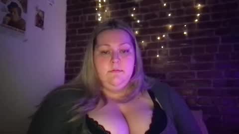 rainymackenzie online show from 01/24/25, 03:54