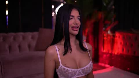 Raisa online show from 01/14/26, 06:02