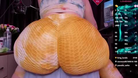 Laura online show from 03/01/25, 07:19