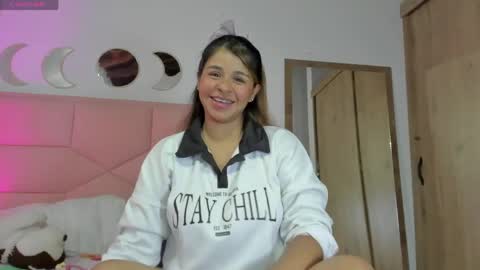  Nina  online show from 04/01/26, 11:35