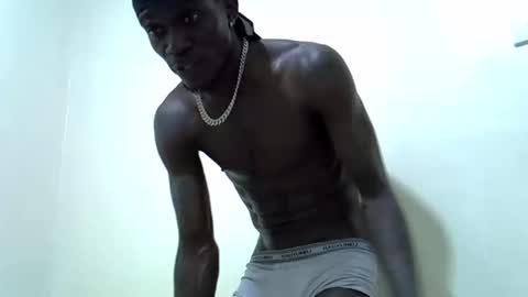 Snapshot of rakeem_1_ chatting on 02/21/25, 07:32 rakeem 1  online show from 02/21/25, 07:32