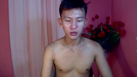 Snapshot of ralfhuge24 chatting on 11/25/25, 07:08 ralfhuge24 online show from 11/25/25, 07:08