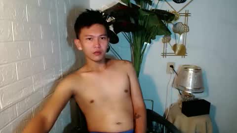ralfhuge24 online show from 05/19/26, 09:04
