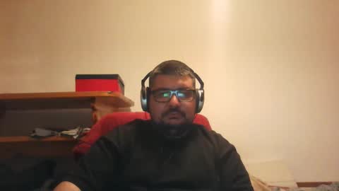 Snapshot of ralinbenzin89 chatting on 11/12/25, 09:58 ralinbenzin89 online show from 11/12/25, 09:58