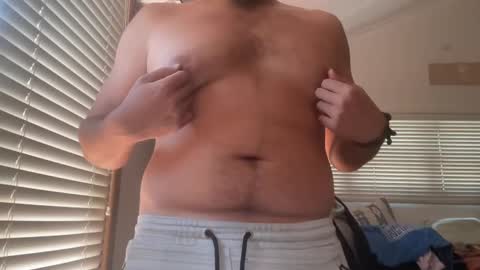 Snapshot of ralve31 chatting on 01/04/25, 01:52 C2C Spanish 27 online show from 01/04/25, 01:52