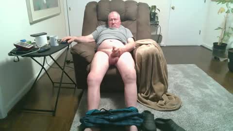 Snapshot of ram4u123 chatting on 02/20/25, 05:55 Ram online show from 02/20/25, 05:55