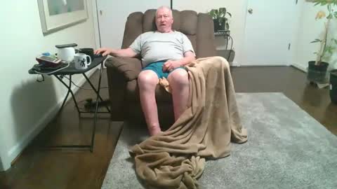 Snapshot of ram4u123 chatting on 02/20/25, 09:44 Ram online show from 02/20/25, 09:44